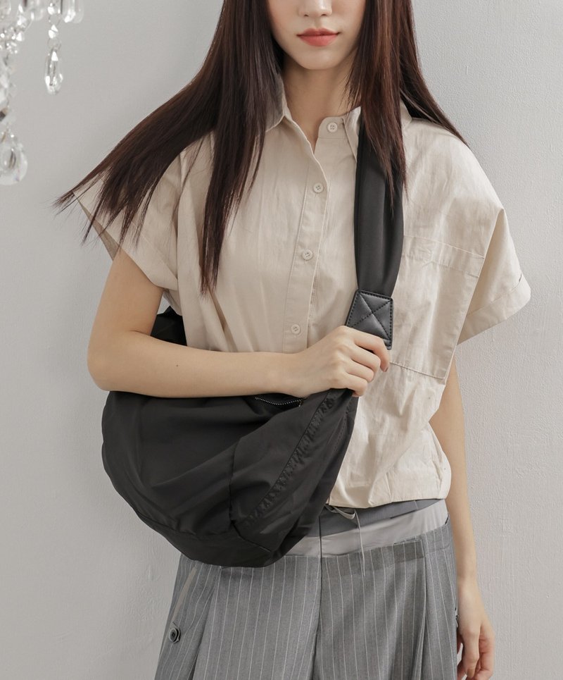 supportingrole 率性簡約設計肩揹腰包側背包 黑 - 側背包/斜背包 - 其他人造纖維 黑色