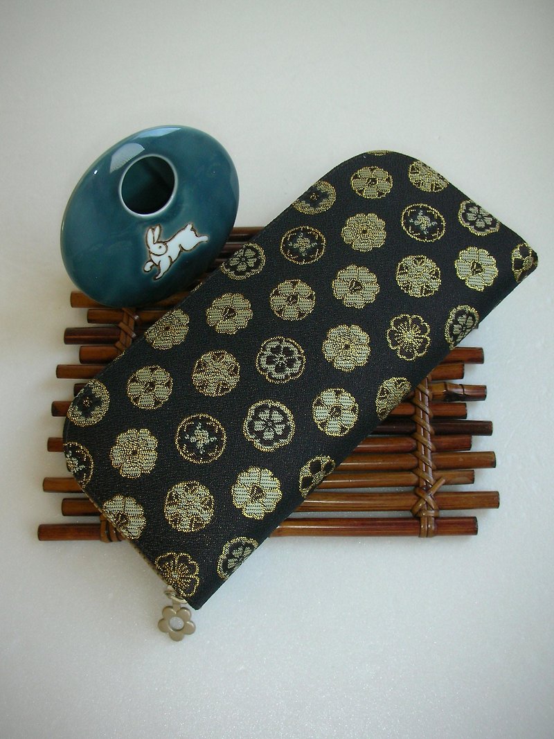 Jingxijin Golden Nishiki Weaving [pattern]-long clip/wallet/coin purse/gift - กระเป๋าสตางค์ - ผ้าไหม สีนำ้ตาล