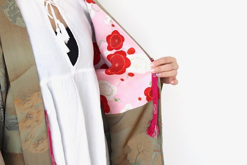 elegant kimono jacket, kimono, kimono jacket, haori, oriental /3263 - เสื้อแจ็คเก็ต - ผ้าไหม สีกากี