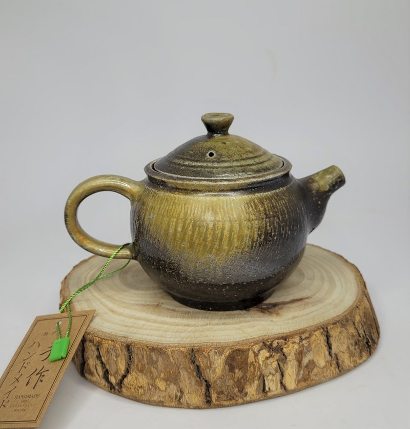 正把柴燒陶壺 - 茶壺/茶杯/茶具 - 陶 咖啡色