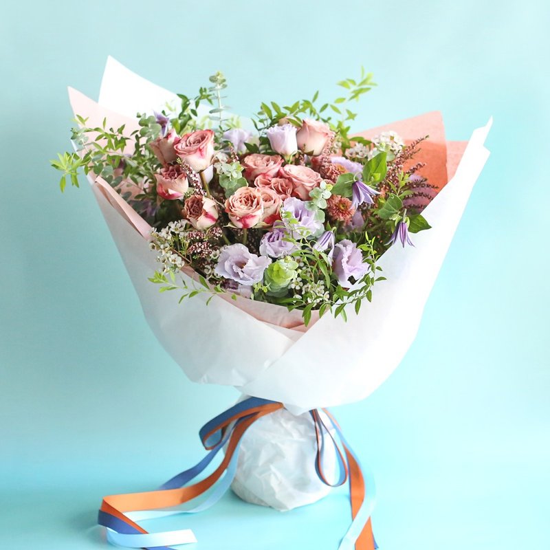 Trevi Fountain – Valentine’s Day Bouquet - ช่อดอกไม้แห้ง - พืช/ดอกไม้ สีม่วง