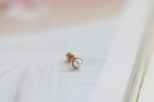 CHARIS GRACE 純14K Pearl Piercing 珍珠鎖珠耳環 (單個)