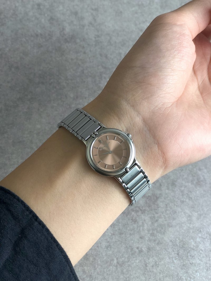 【Direct from Japan Luxury Pre-owned Bag】 Yves Saint Laurent Watch Silver Gold YSL Quartz 2200-H19977 TA tdhdcb - นาฬิกาผู้หญิง - สแตนเลส สีเงิน
