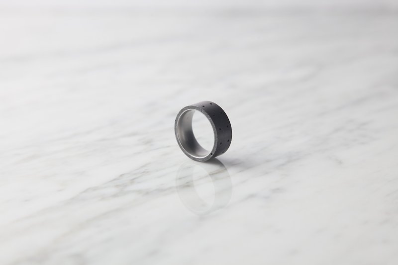 Module Ring (Dark Grey) - แหวนทั่วไป - ปูน สีดำ