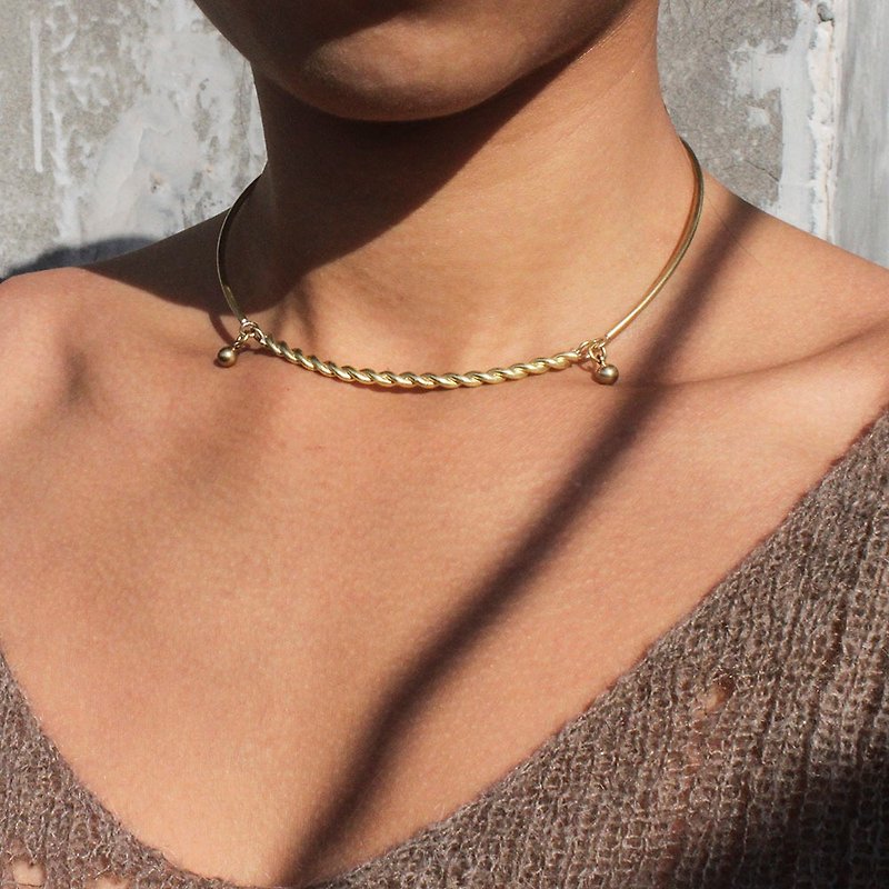 Adjustable cord twist Bronze collar - Necklaces - Copper & Brass Gold