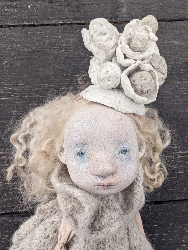 Northern Princess – Handmade Art Doll, Knitted Wool Outfit - 公仔/玩偶 - 環保材質 白色