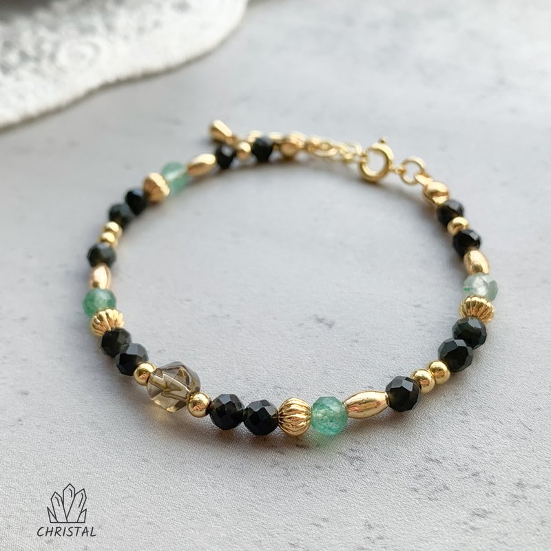 | Citrine, Obsidian, Green Strawberry | - | Wealth, charm, confidence | - สร้อยข้อมือ - เครื่องประดับพลอย 