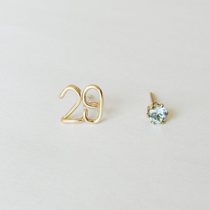2-digit number and birthstone stud earrings [10k gold] - ต่างหู - โลหะ สีทอง