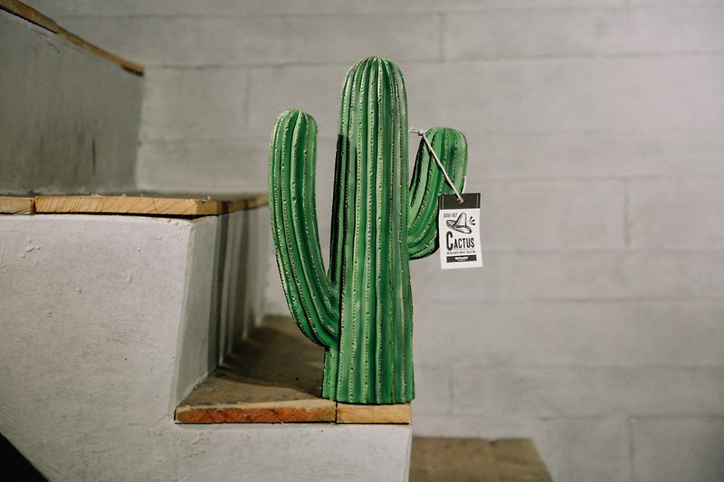 Dulton Type D Cactus - ของวางตกแต่ง - พลาสติก สีเขียว