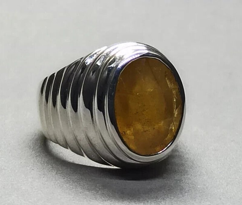 Oval Cut Yellow Sapphire Ring Sterling Silver Handmade Pukhraj Ring September - แหวนทั่วไป - เครื่องเพชรพลอย สีเหลือง