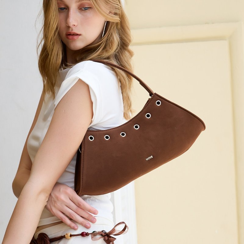 WOVE - Rocking eyelet shoulder bag in suede cocoa brown - 手提包/手提袋 - 人造皮革 咖啡色
