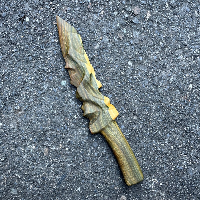 我販劍　妖刀　明金城　綠檀收藏藝品　手工木刀　短刀　魔劍紙鎮 - 擺飾/家飾品 - 木頭 綠色