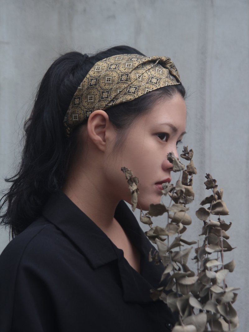 Wanhua mirror American bronzing cloth handmade cross elastic headband - ที่คาดผม - ผ้าฝ้าย/ผ้าลินิน สีดำ