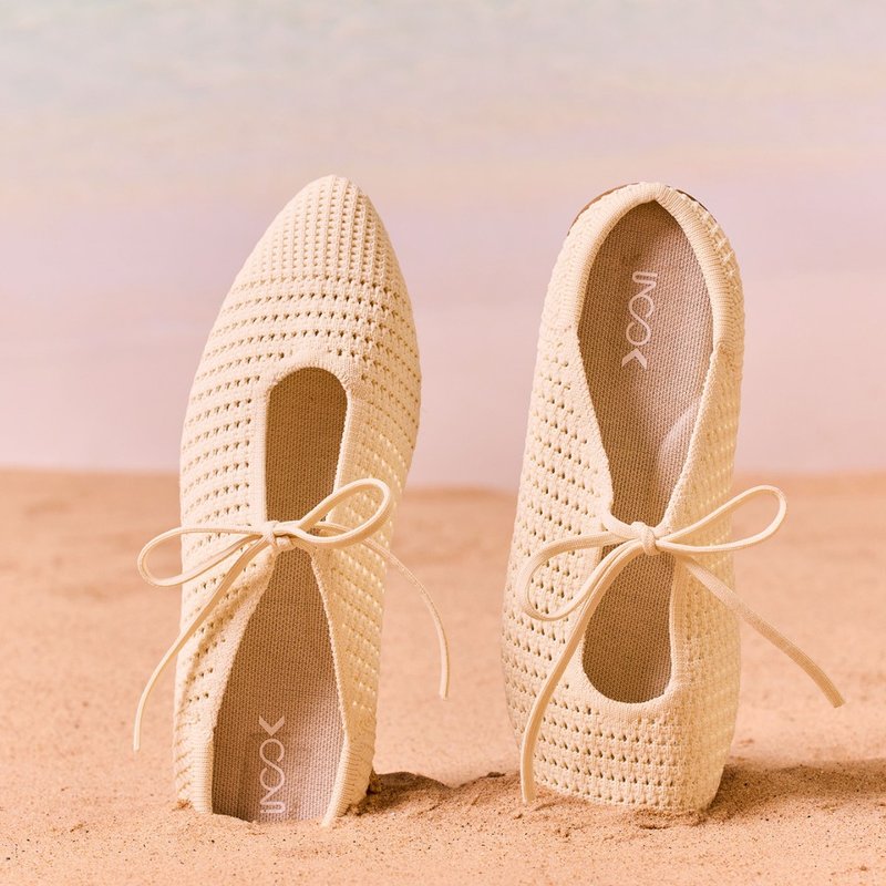 拉菲綁帶穆勒鞋 奶油白 | inooknit 專為亞洲女生設計的針織鞋 - 芭蕾舞鞋/平底鞋 - 聚酯纖維 白色