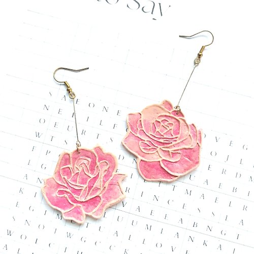 clay-to-say Sweet Deep Love - Large roses polymer clay earrings