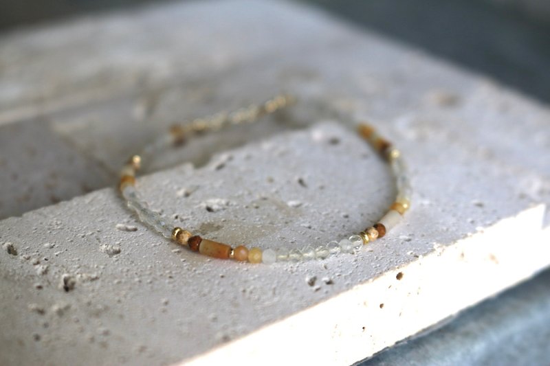 November Birthstone Bracelet Citrine Aventurine - Caffeine - - สร้อยข้อมือ - เครื่องเพชรพลอย สีเหลือง