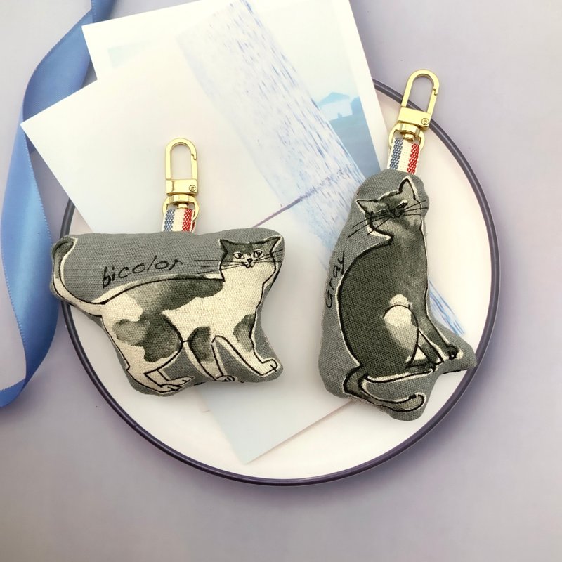 Cat—Pendant/Keychain. - พวงกุญแจ - ผ้าฝ้าย/ผ้าลินิน 