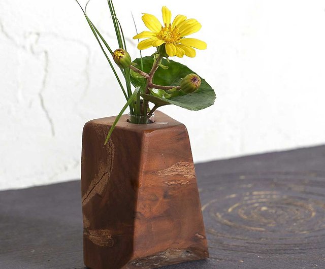 Driftwood vase, flower base, vase, wooden vase, small vase, natural  interior, - Shop driftwoodartdesign Plants - Pinkoi