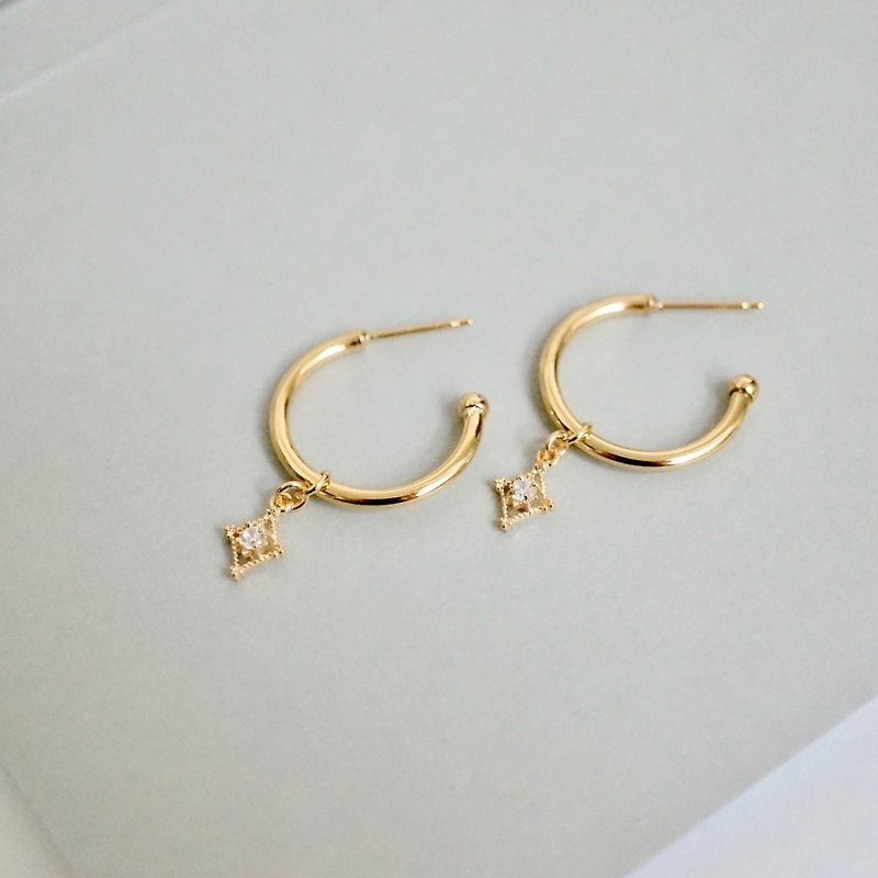 ITS-280 [gold plated circle earrings and ear pins only] round two millimeters four colors blue and white pink green ear pins gold-plated earrings texture Valentine's Day gift - ต่างหู - โลหะ สีทอง