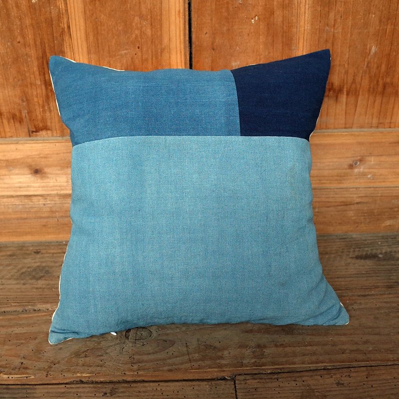 Yishanren | Indigo dyed hand-woven homespun pillow, plant-dyed patchwork, artistic pillowcase, nap living room cushion - หมอน - ผ้าฝ้าย/ผ้าลินิน 