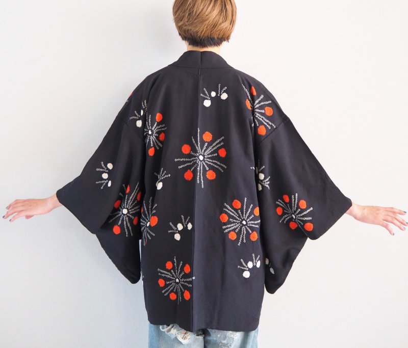 【日本製】 柔軟絲綢黑色羽織、花和服夾克男女皆宜、禮物 - 女大衣/外套 - 絲．絹 