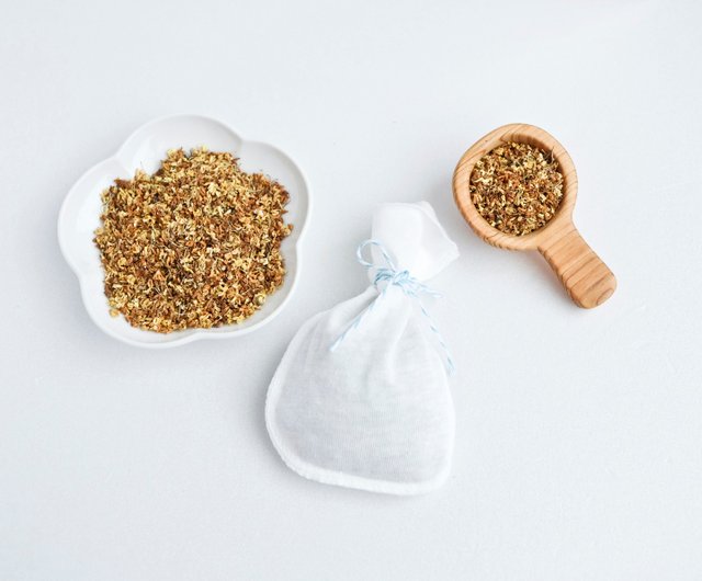 New Year'S Gift Good Luck Small Natural Dry Osmanthus Fragrance Bag (Two  Packs) - Shop Littledeer0918 Fragrances - Pinkoi