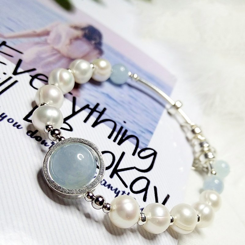 Natural Haibao Blue Pearl Crystal Bracelet Lucky Five-pointed Star Bracelet Fresh Wild Sweet Bracelet 925 Sterling Silver Bracelet - สร้อยข้อมือ - เครื่องเพชรพลอย สีน้ำเงิน