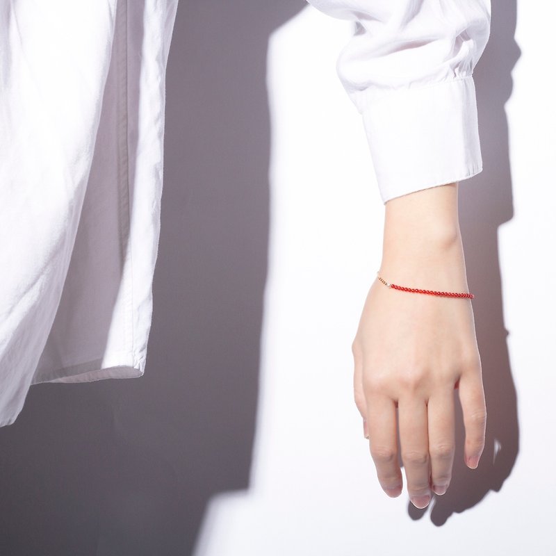 YUNSUO-original design-natural red agate traditional Chinese bracelet - สร้อยข้อมือ - เครื่องเพชรพลอย สีแดง