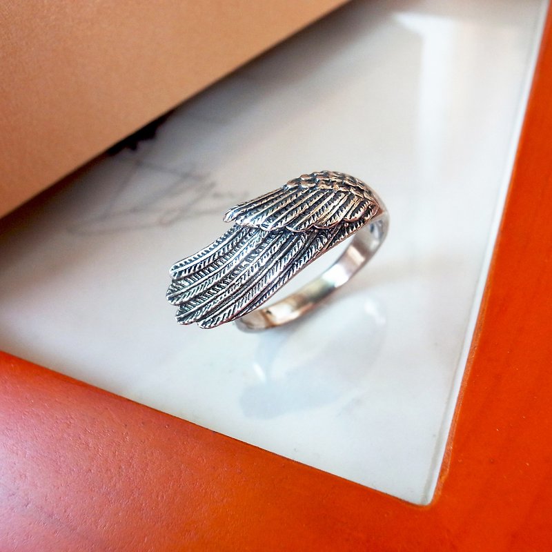 Wings carved sterling silver ring 925 sterling silver Angel Wings Feather wings elegantly flying - แหวนทั่วไป - โลหะ 