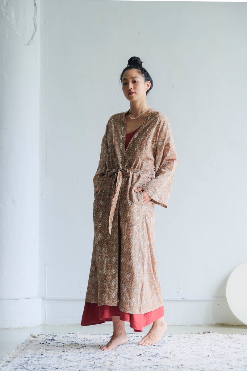 印度蓋染綁帶長罩衫 / 巴里紗 花磚 - 女大衣/外套 - 棉．麻 咖啡色