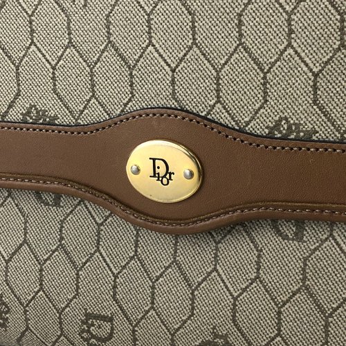 Dior ディオール オールド ハニカム柄 ベージュ チェーンショルダーバッグ 日本直送 名牌中古包 】Christian Dior ディオール ハニカム柄