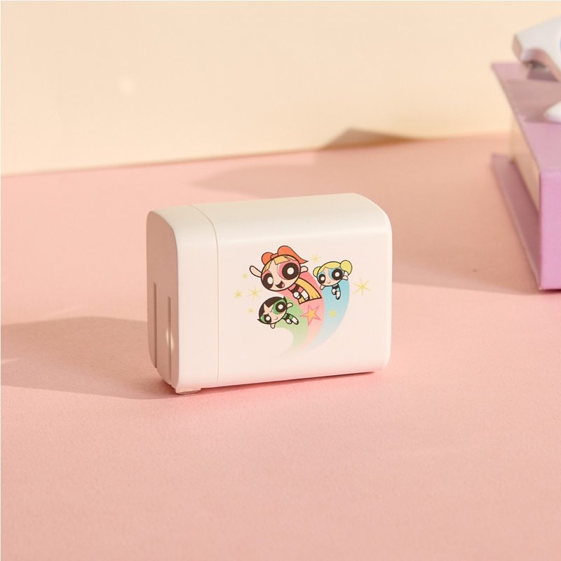 飛天小女警彩翼飛行GaN 40W Type-C雙孔充電頭 - 手機配件 - 塑膠 透明