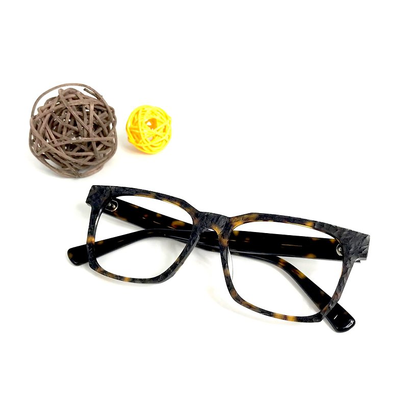 亀の手作りと手彫りの長方形の眼鏡 - 眼鏡・フレーム - プラスチック ブラウン
