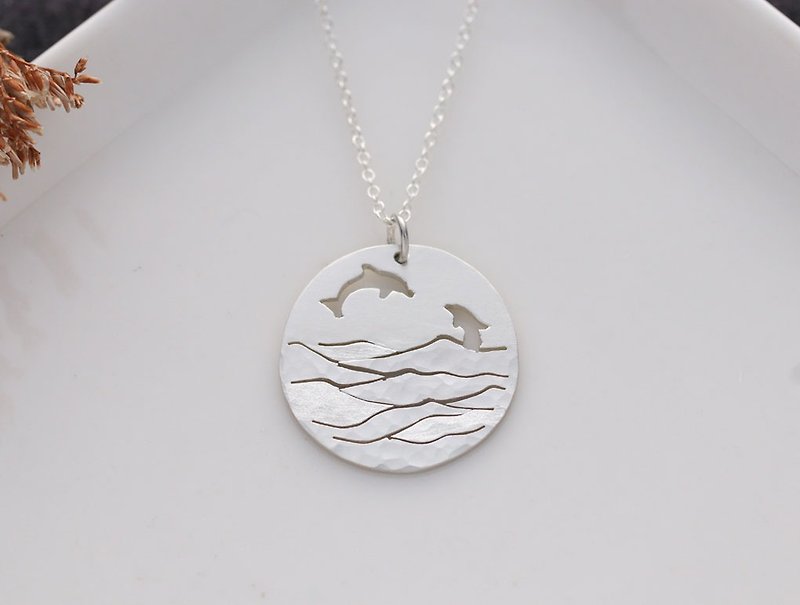 ni.kou sterling silver dolphin wave animal pendant necklace - Necklaces - Other Metals 