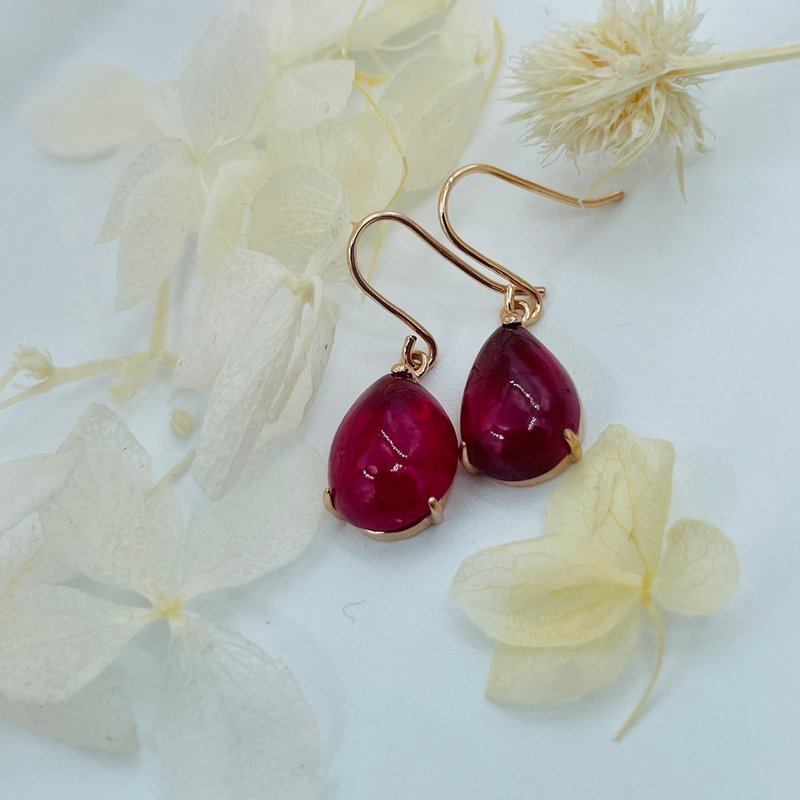 每一天日常 紅寶石 玫瑰18K金耳環 輕珠寶飾品 - 耳環/耳夾/耳骨夾 - 寶石 紅色