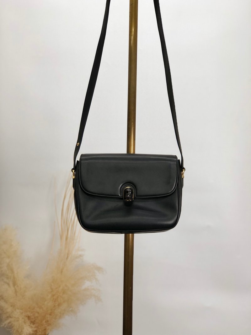 【 日本直送　名牌中古包 】GUCCI グッチ バンブー ショルダーバッグ ブラック レザー ターンロック vintage ヴィンテージ オールド hksc78 - 側背包/斜背包 - 真皮 黑色