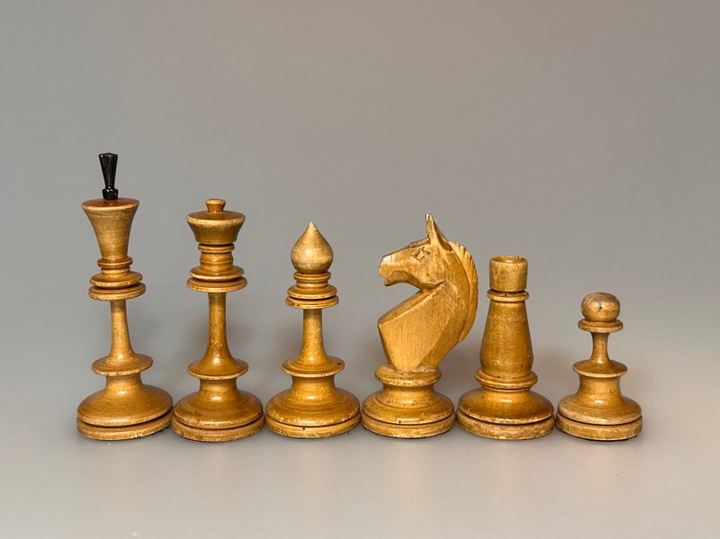 Soviet so called Egyptian chess set, 1947 to 1955 approx. - 桌遊/卡牌 - 木頭 黑色