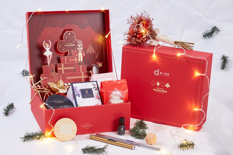 NEW Christmas limited gift box fairy tale celebration fragrance home decoration diffused candle Christmas gift box - Skincare & Massage Oils - Plants & Flowers 