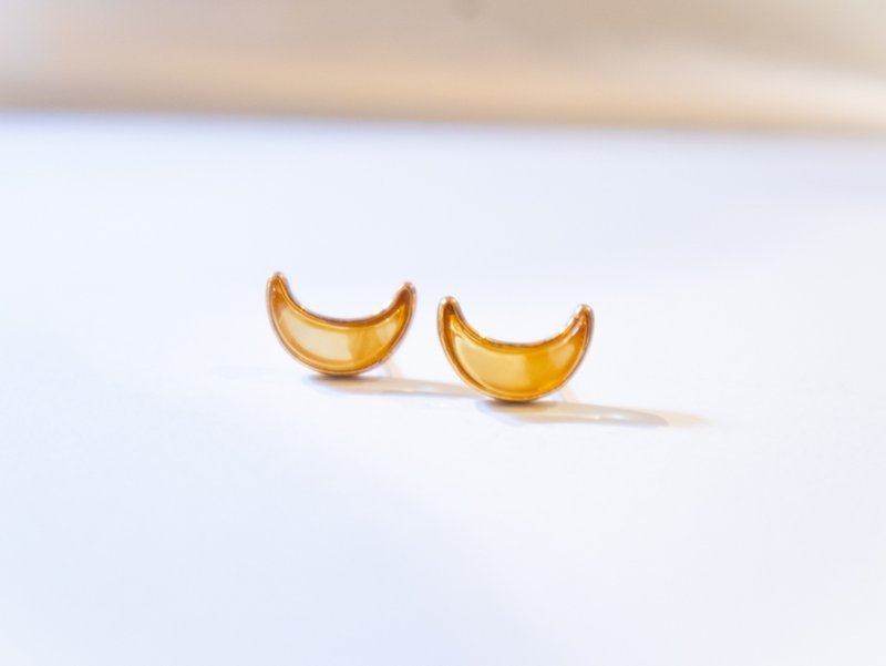 925 silver AMBER 月兒灣灣耳環。耳釘 - 耳環/耳夾/耳骨夾 - 寶石 金色