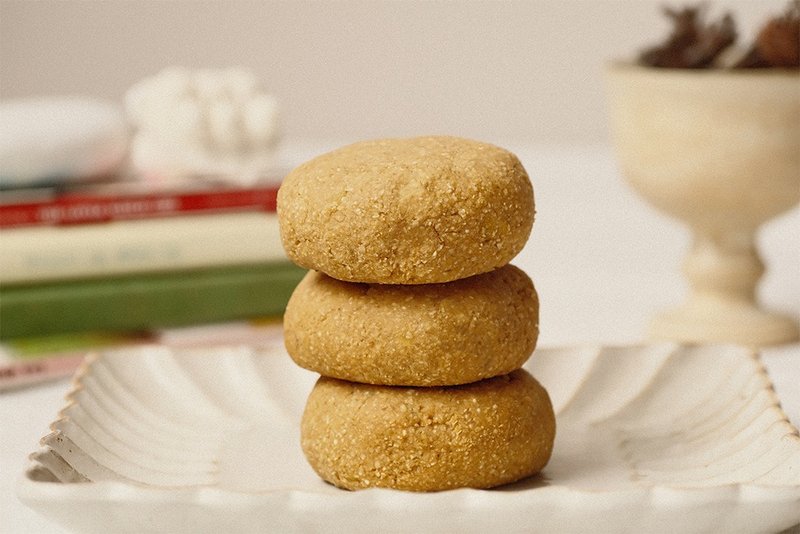 Vegan sweet potato and oatmeal bread Gluten-free, egg-free, oil-free - Handmade Cookies - Fresh Ingredients Brown