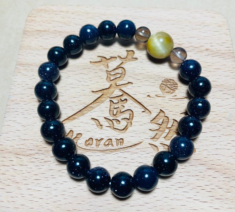 驀然(手環系列)藍砂石8mm--邁向浩瀚未來 - 手鍊/手環 - 水晶 藍色
