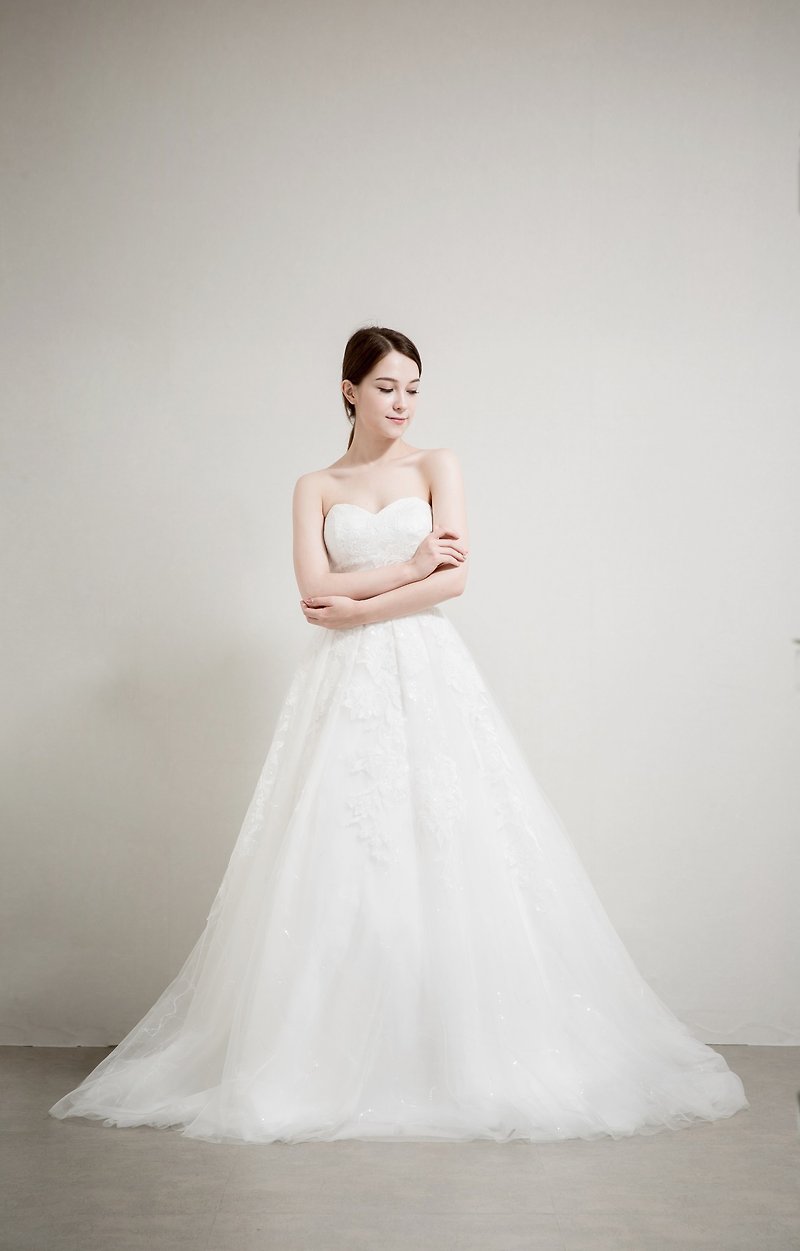 SAMPLE SALE CELINE lace wedding dress - ชุดราตรี - เส้นใยสังเคราะห์ 
