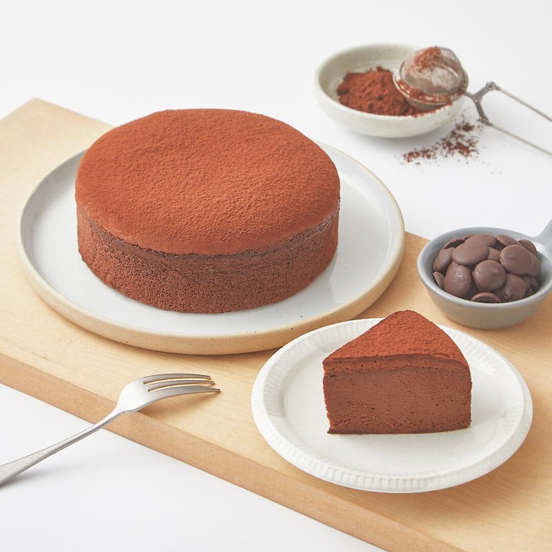 バレンタインデー限定 | 生リネンリネンケーキ - 6インチケーキ アフタヌーンティー 誕生日ケーキ お祝い - ケーキ・デザート - 食材 ブラウン
