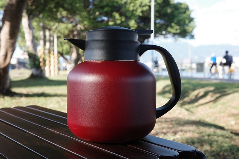 【Refine】Pure titanium thermos kettle - Teapots & Teacups - Other Materials Multicolor