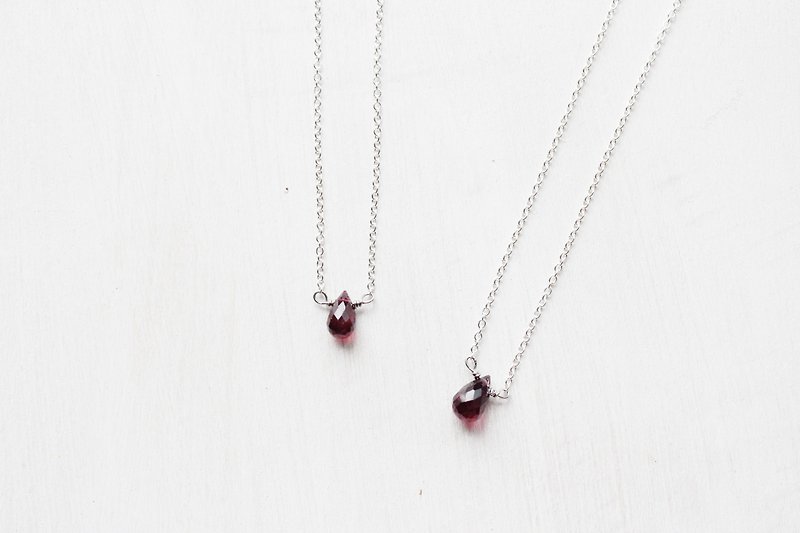 January birthstone-red pomegranate Garnet ガーネット sterling silver clavicle necklace - Necklaces - Gemstone Red