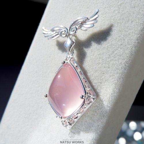 SILVER ローズクォーツ ブローチ ローズクォーツブローチ/ Rose Quartz and Silver Wing Brooch