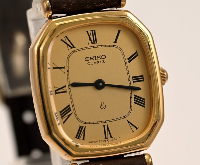 SEIKO】 ヴィンテージ セイコー 女性用クォーツ腕時計 ゴールド ローマン文字盤 タンク 動作品 日本発送 - ショップ Ooyama 腕時計 -  Pinkoi