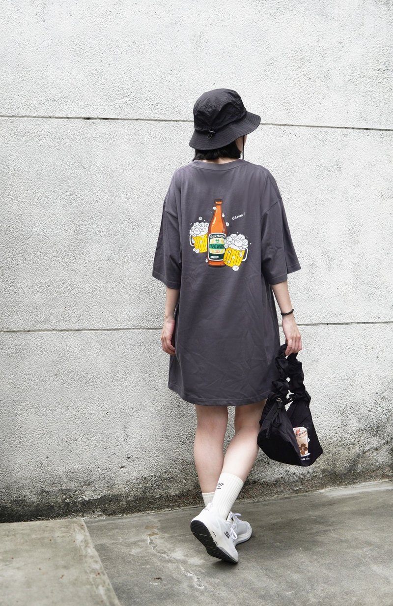 泡泡羊啤酒-oversize T-shirt(深灰黑) - 其他 - 棉．麻 灰色