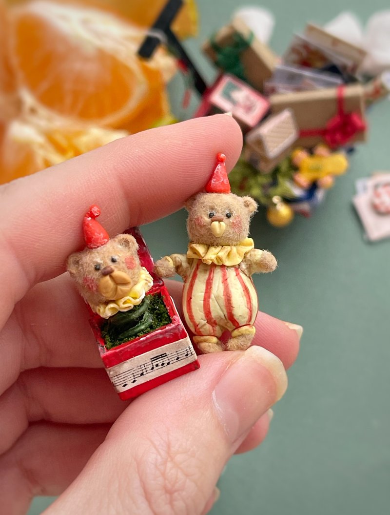 Miniature vintage bears on a scale from 1 to 12 - Stuffed Dolls & Figurines - Other Materials Multicolor