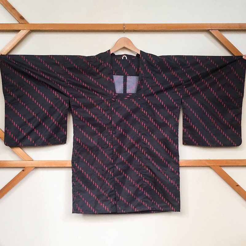 Kimono / Black and Red Michiyuki - เสื้อแจ็คเก็ต - เส้นใยสังเคราะห์ สีดำ